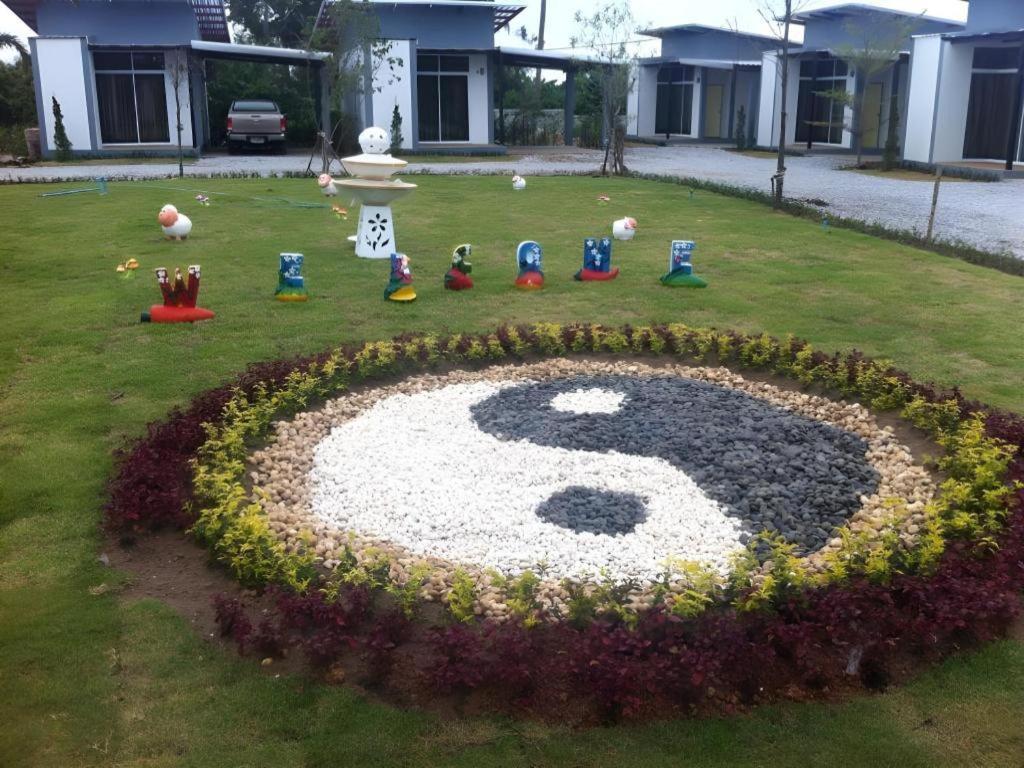 Sixty-Nine Resort Nakhon Phanom Eksteriør billede